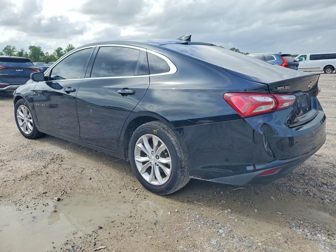 2020 CHEVROLET MALIBU LT photo 4