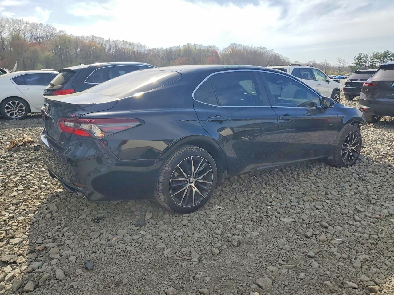 2022 TOYOTA CAMRY SE photo 7