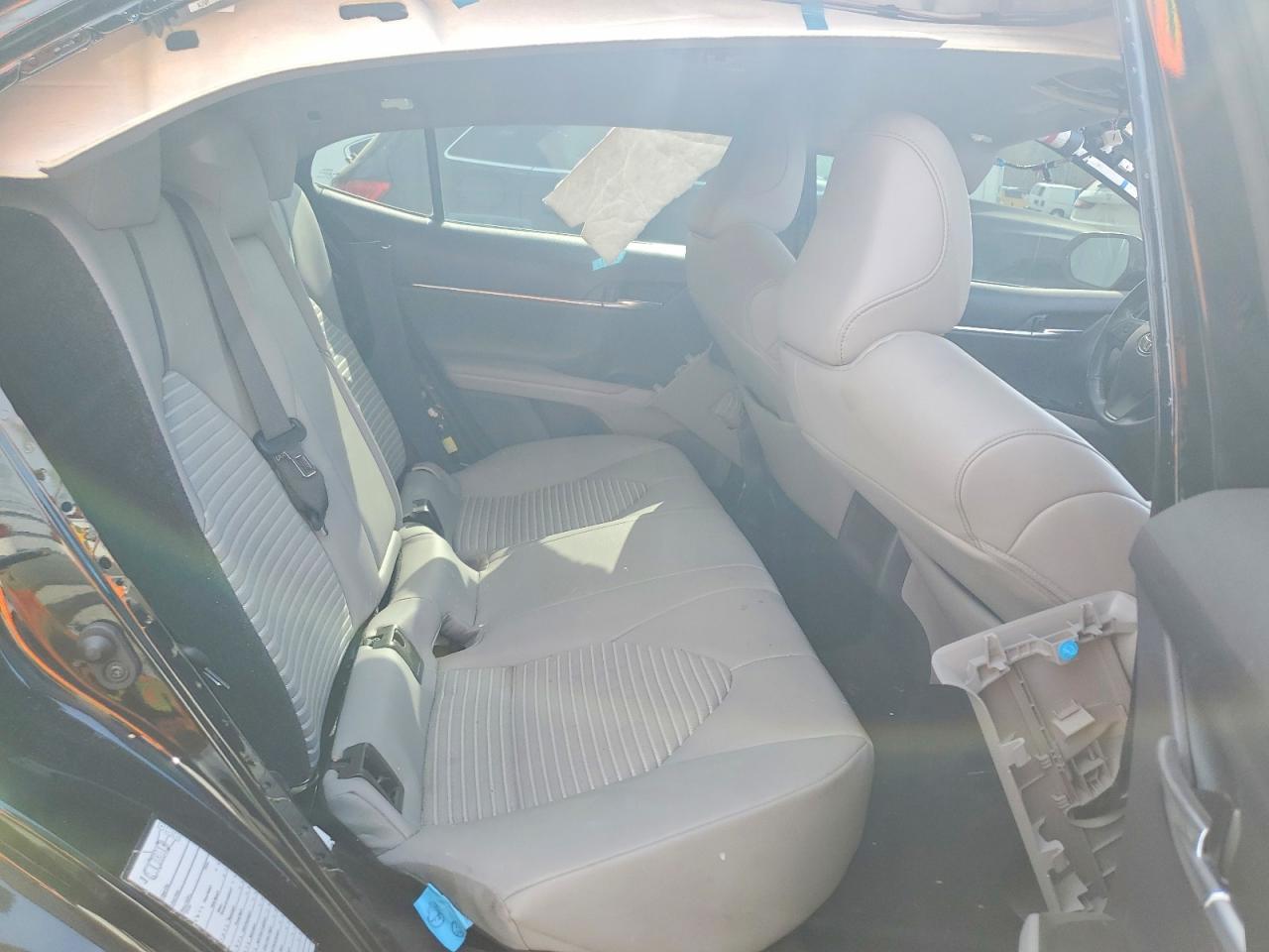 2022 TOYOTA CAMRY SE photo 28