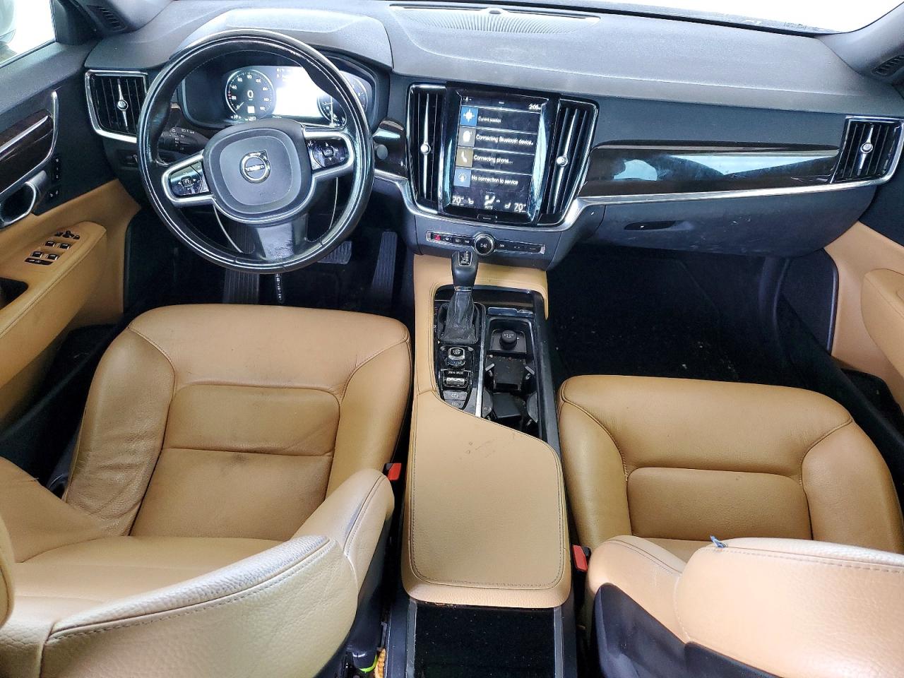 2018 VOLVO S90 T5 MOMENTUM photo 15