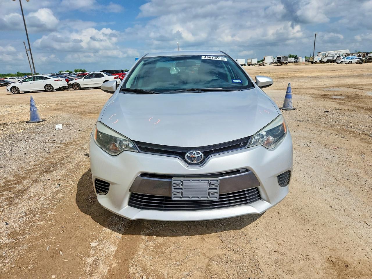 2015 TOYOTA COROLLA LE photo 9
