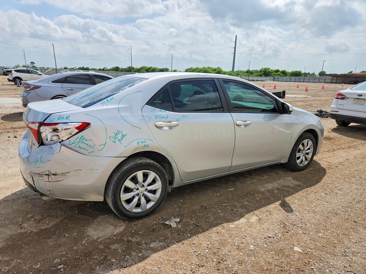 2015 TOYOTA COROLLA LE photo 5