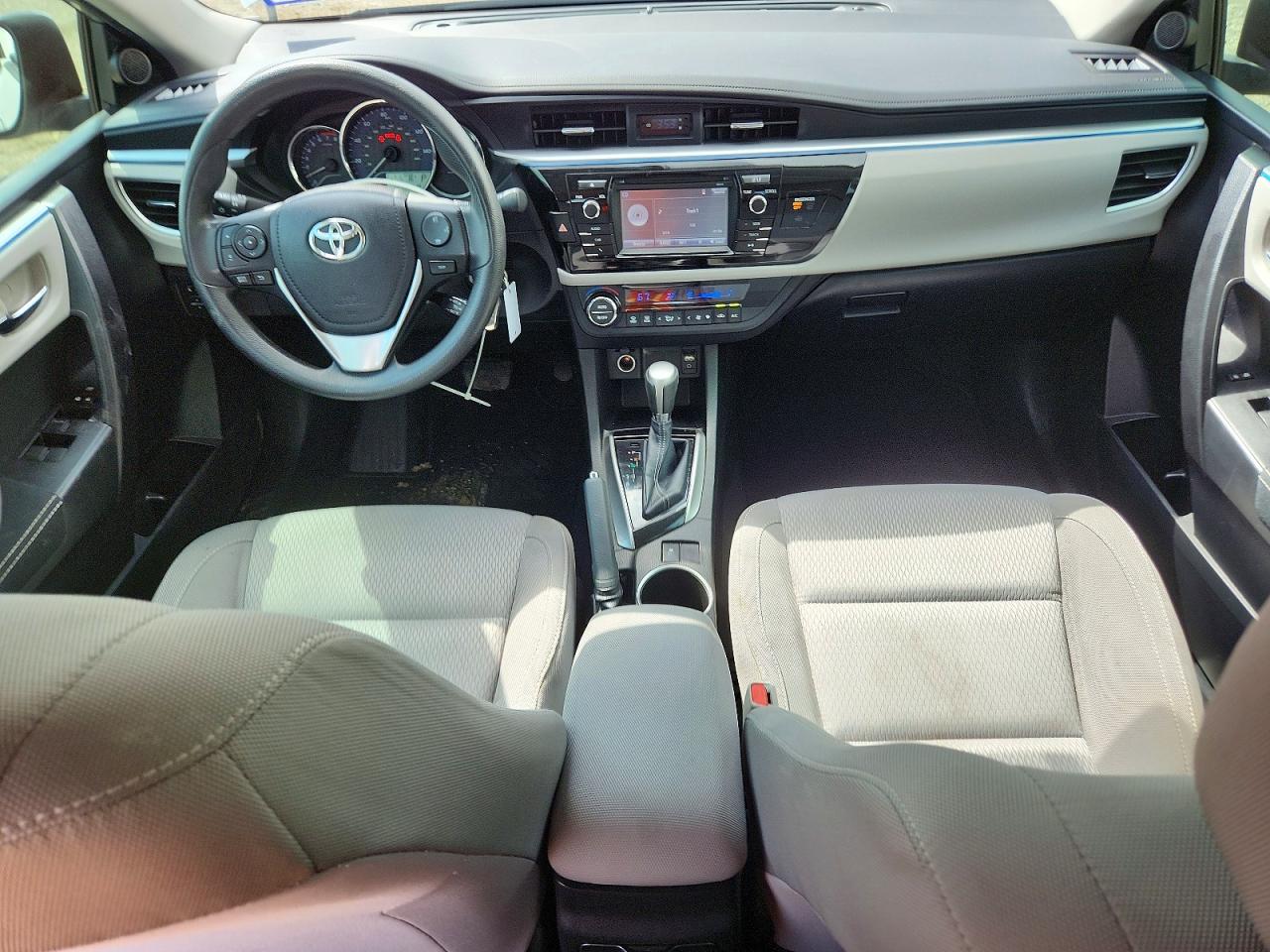 2015 TOYOTA COROLLA LE photo 15