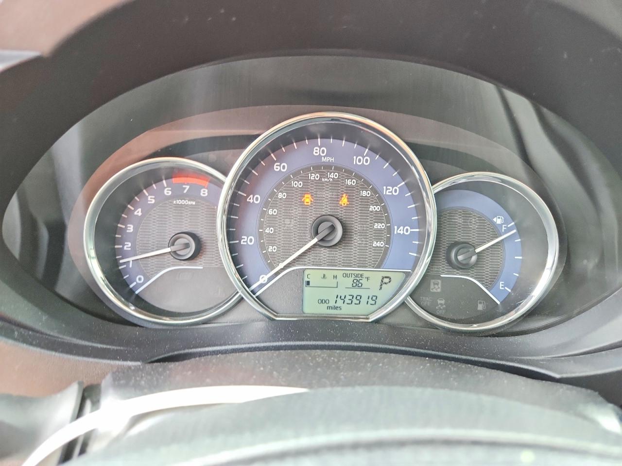 2015 TOYOTA COROLLA LE photo 17