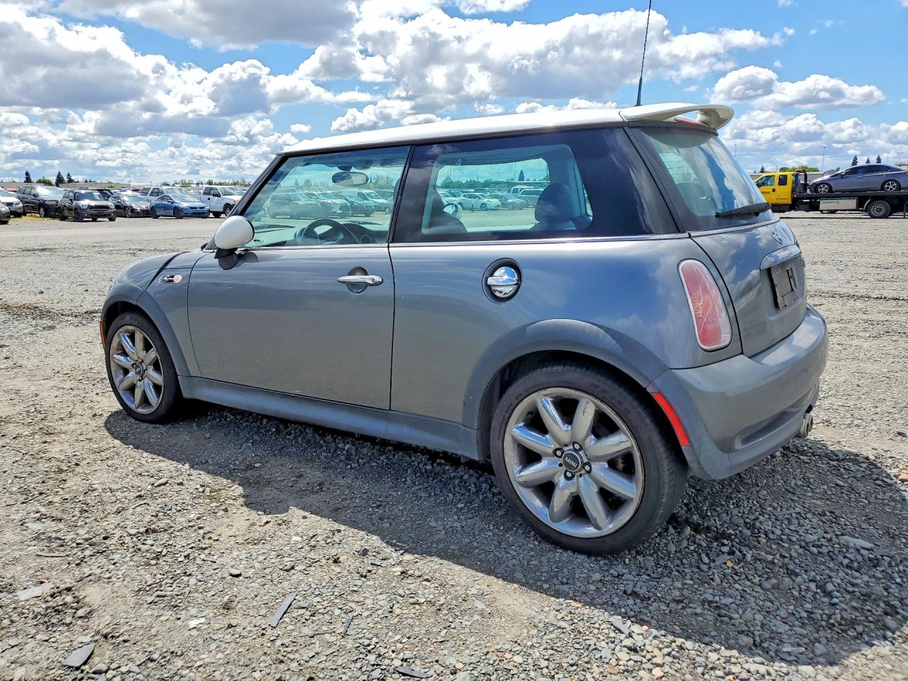 2004 MINI COOPER S photo 4