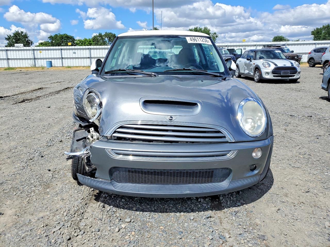 2004 MINI COOPER S photo 13