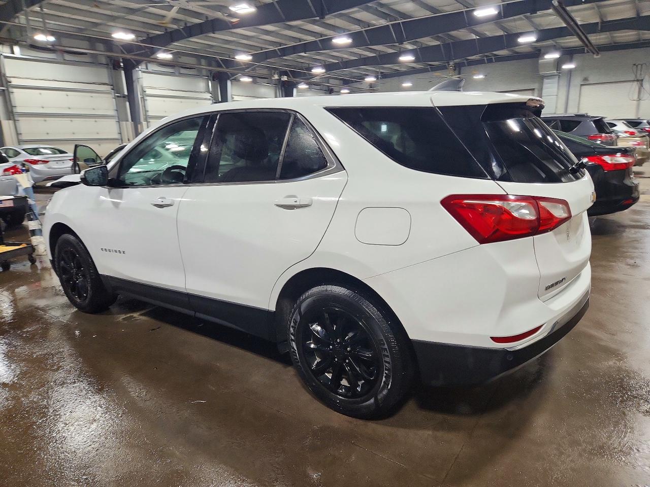 2018 CHEVROLET EQUINOX LT photo 3