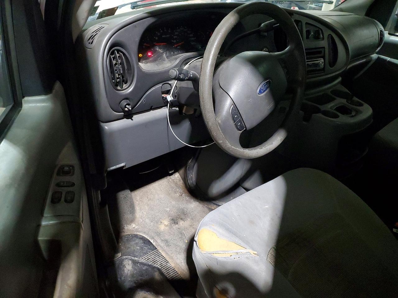 2005 FORD ECONOLINE E250 VAN photo 8