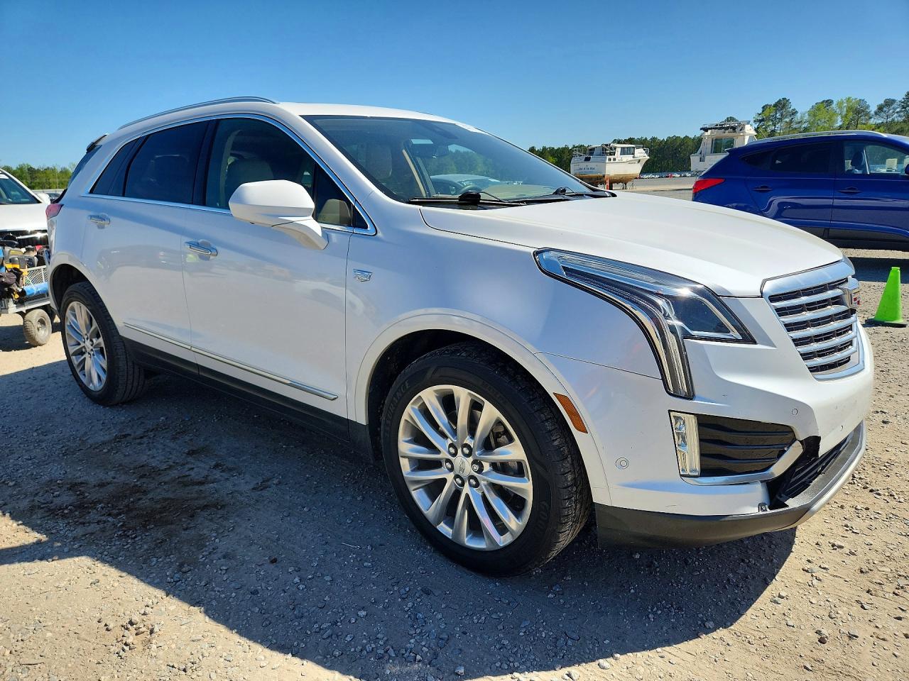 2017 CADILLAC XT5 PLATINUM photo 7