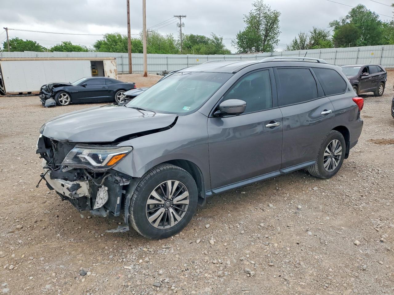 2017 NISSAN PATHFINDER