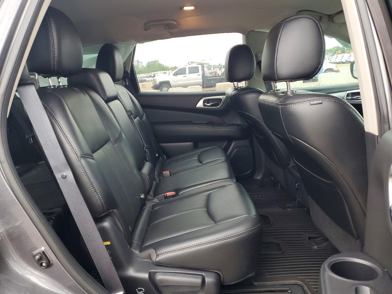 2017 NISSAN PATHFINDER SL photo 31