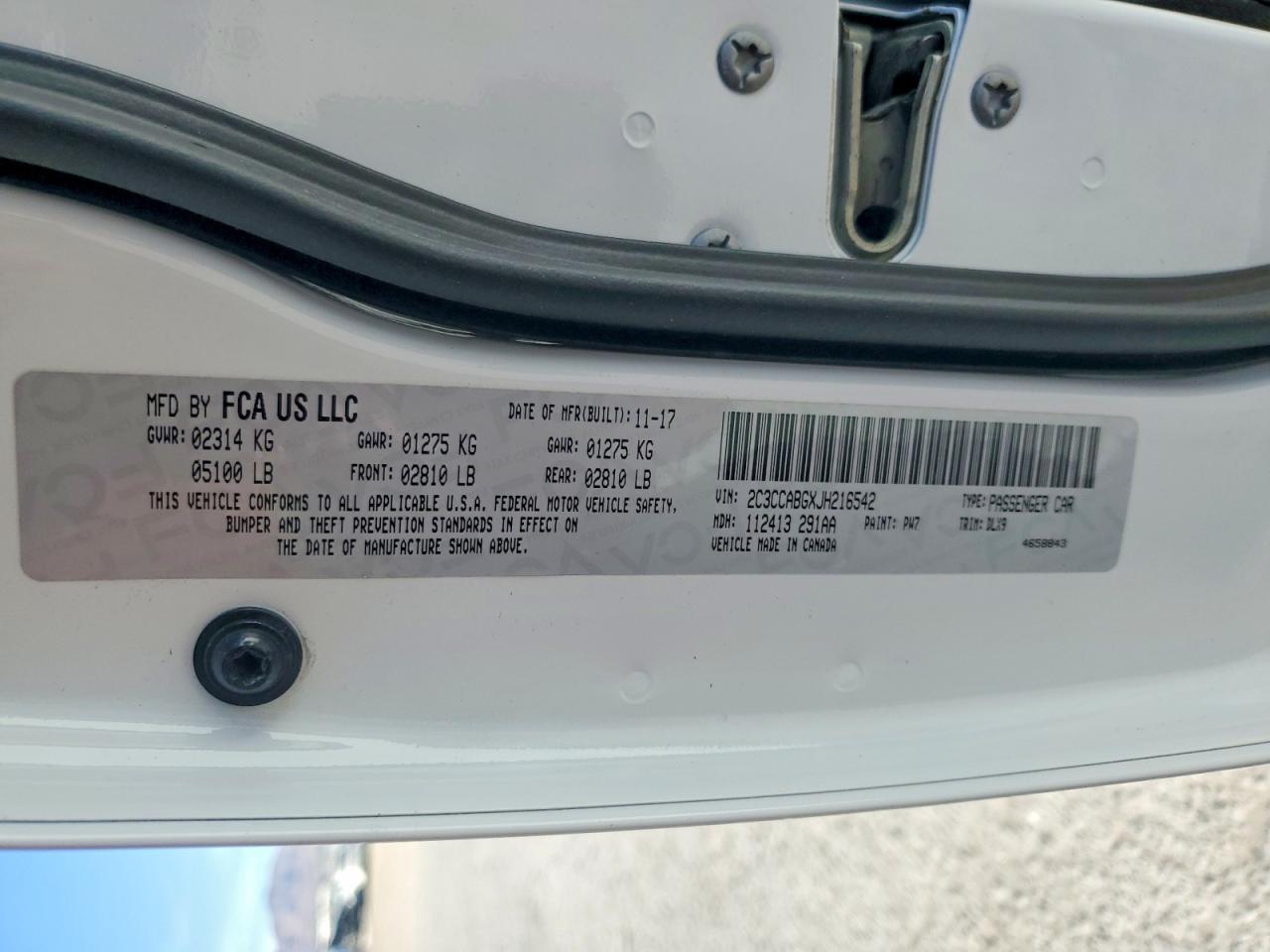 2018 CHRYSLER 300 S photo 12