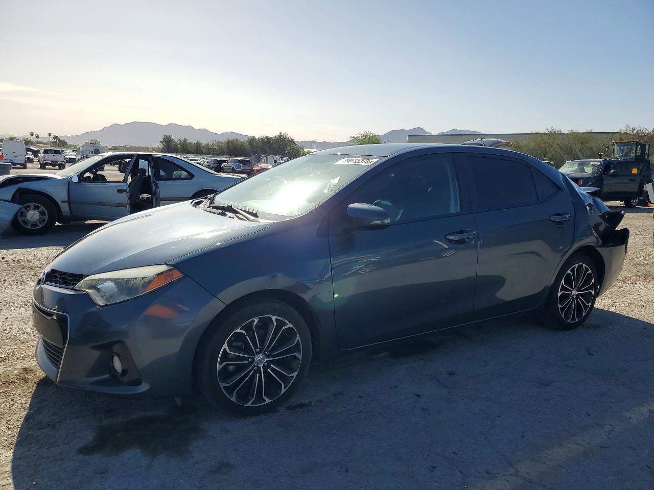 2016 TOYOTA COROLLA