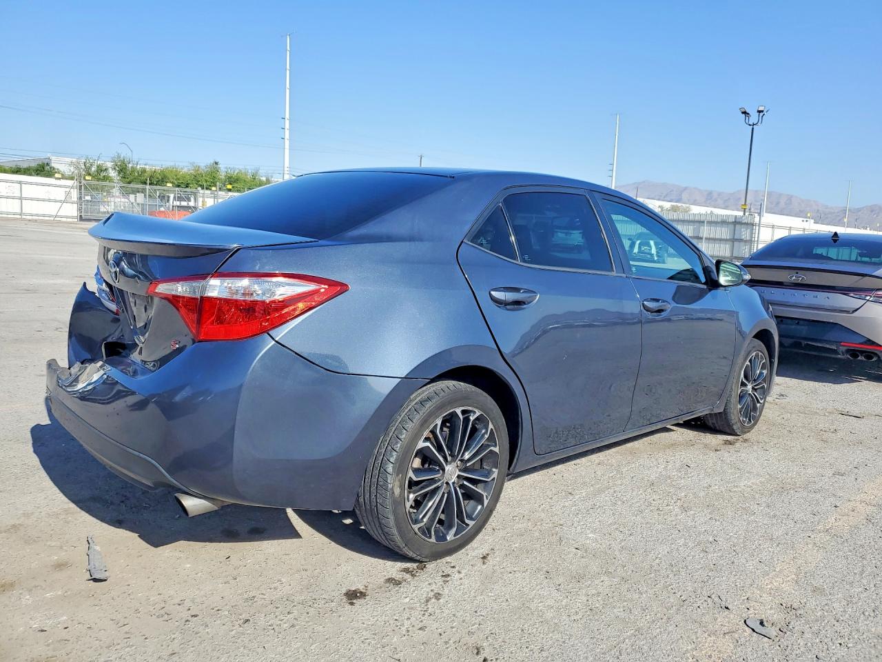 2016 TOYOTA COROLLA S PLUS photo 5