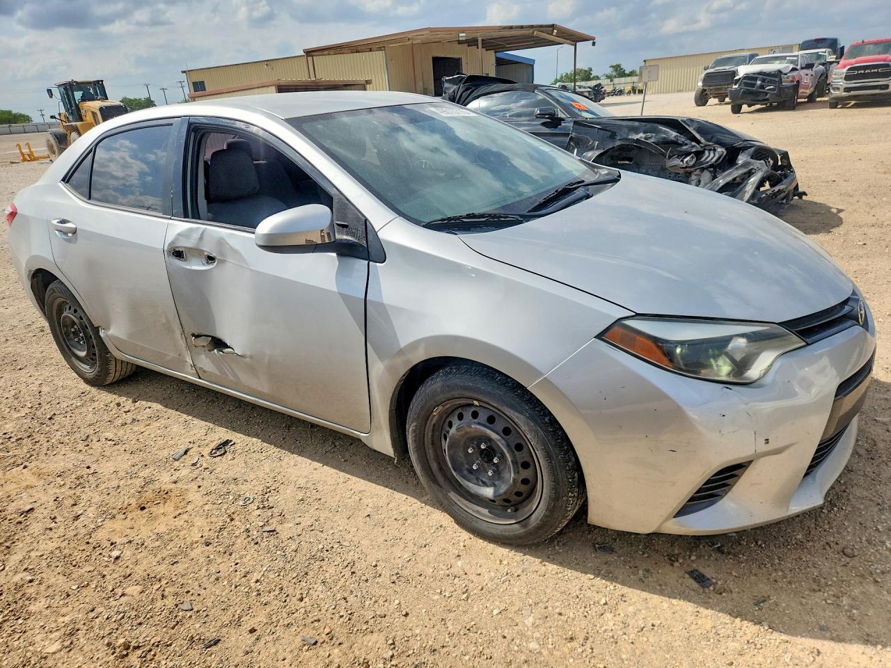 2015 TOYOTA COROLLA LE photo 7