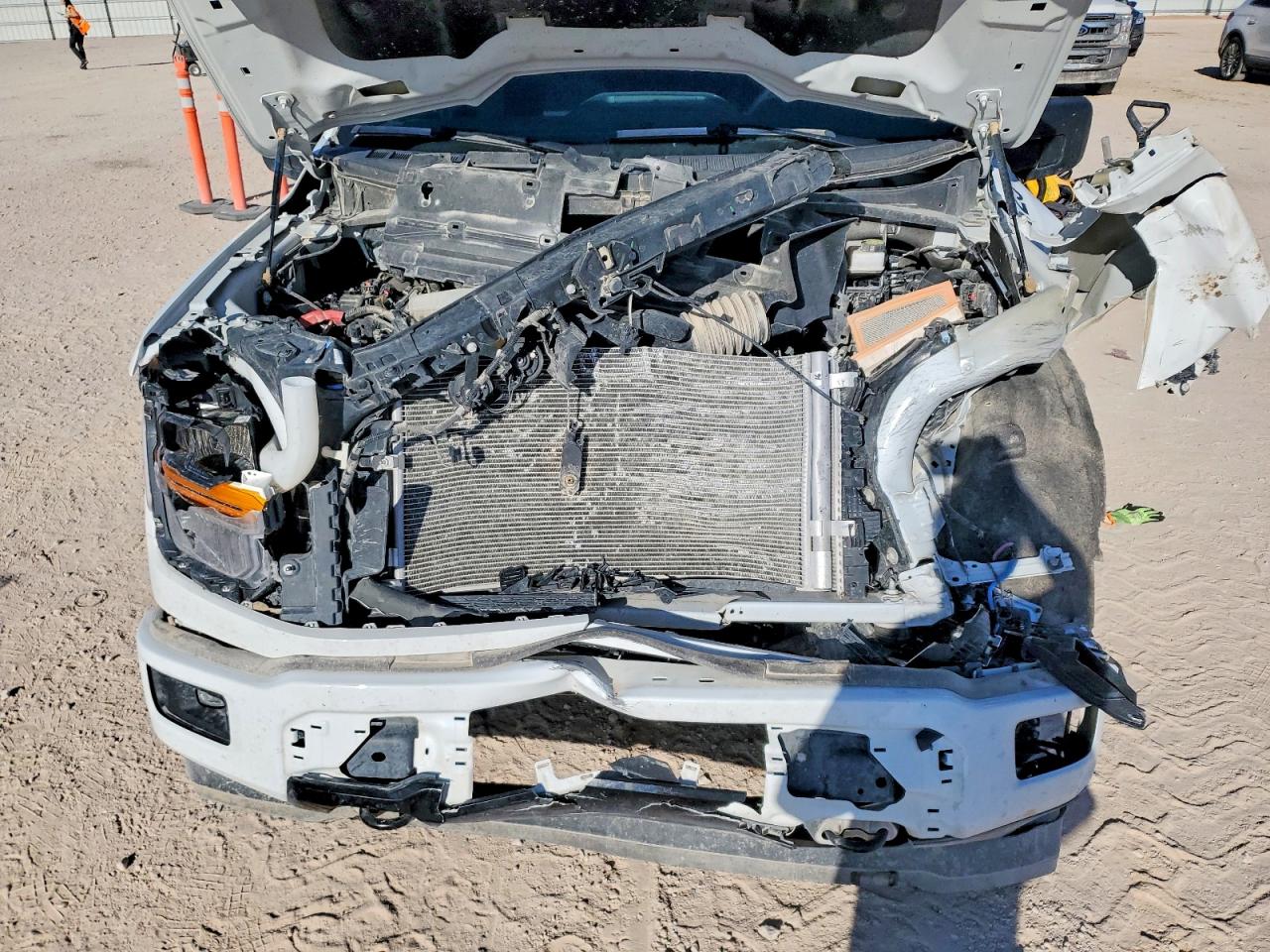 2025 FORD F150 XLT photo 21