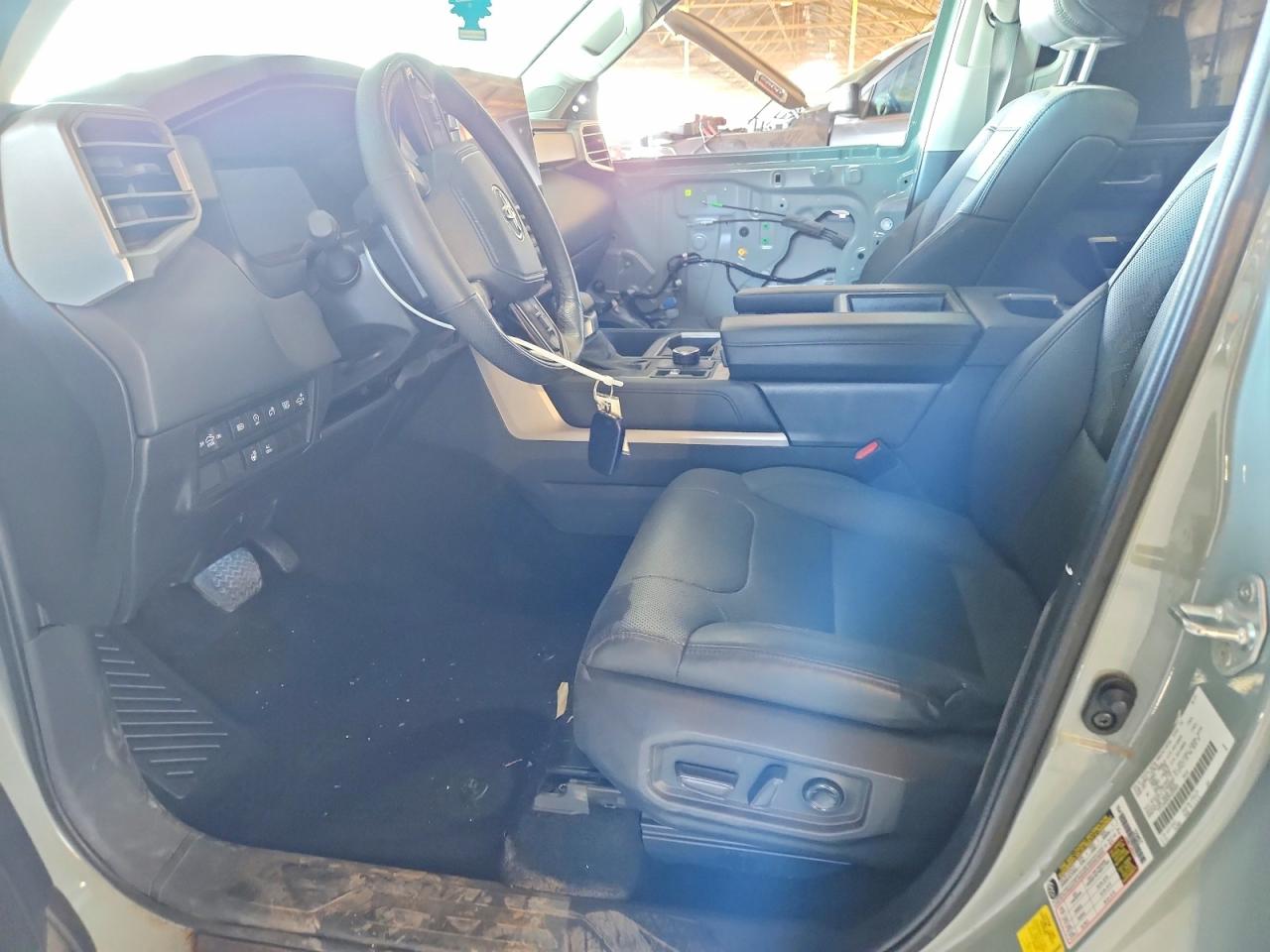 2024 TOYOTA TUNDRA CREWMAX LIMITED photo 13