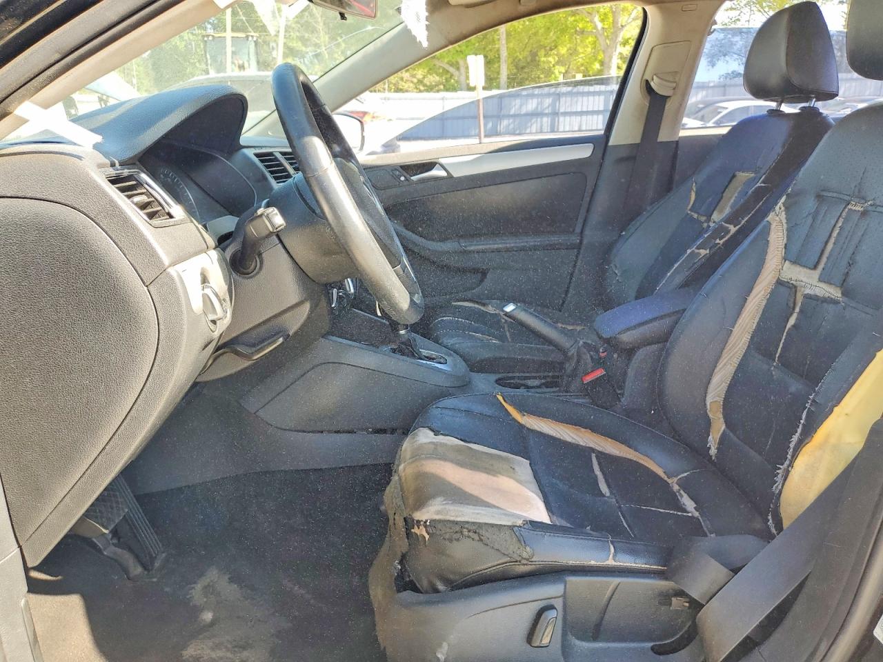 2013 VOLKSWAGEN JETTA photo 19