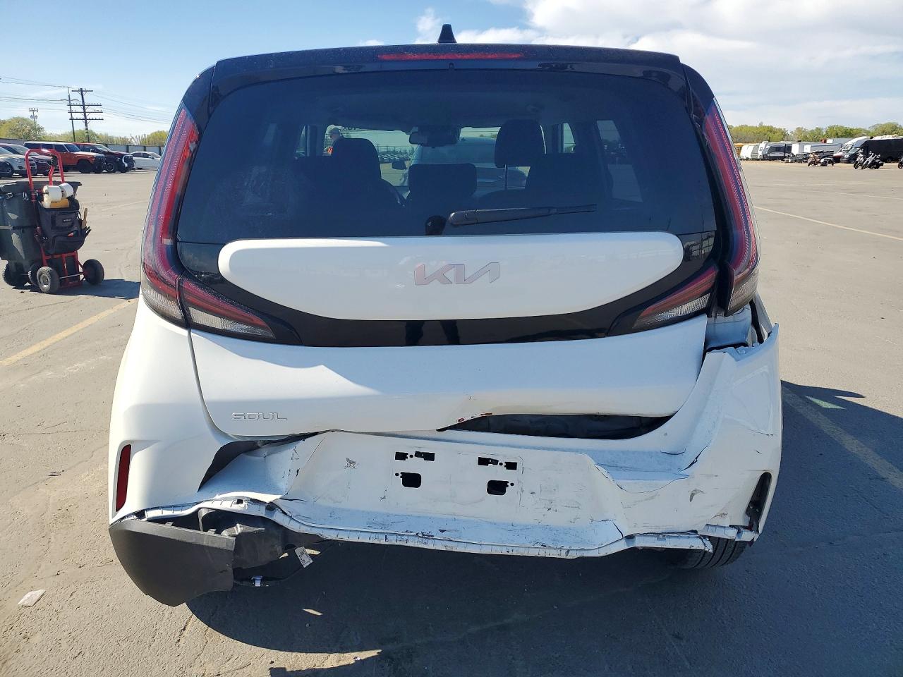 2024 KIA SOUL S photo 11
