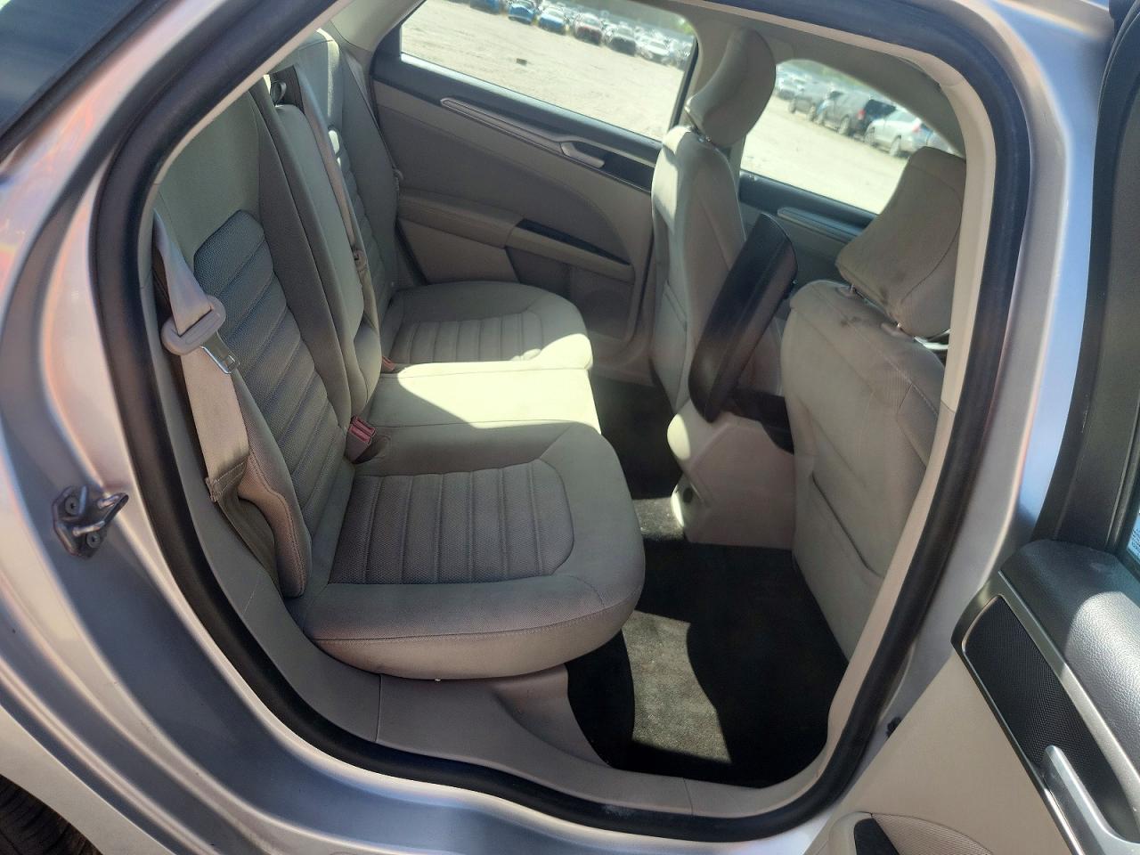 2018 FORD FUSION SE photo 10