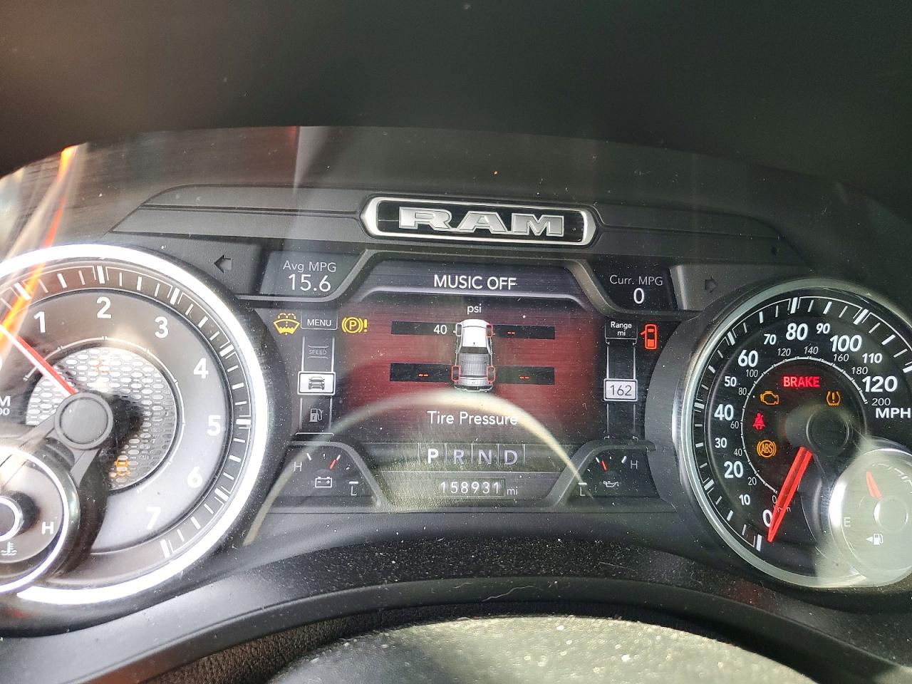 2019 RAM 1500 LARAMIE photo 25