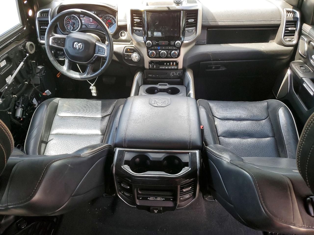 2019 RAM 1500 LARAMIE photo 22