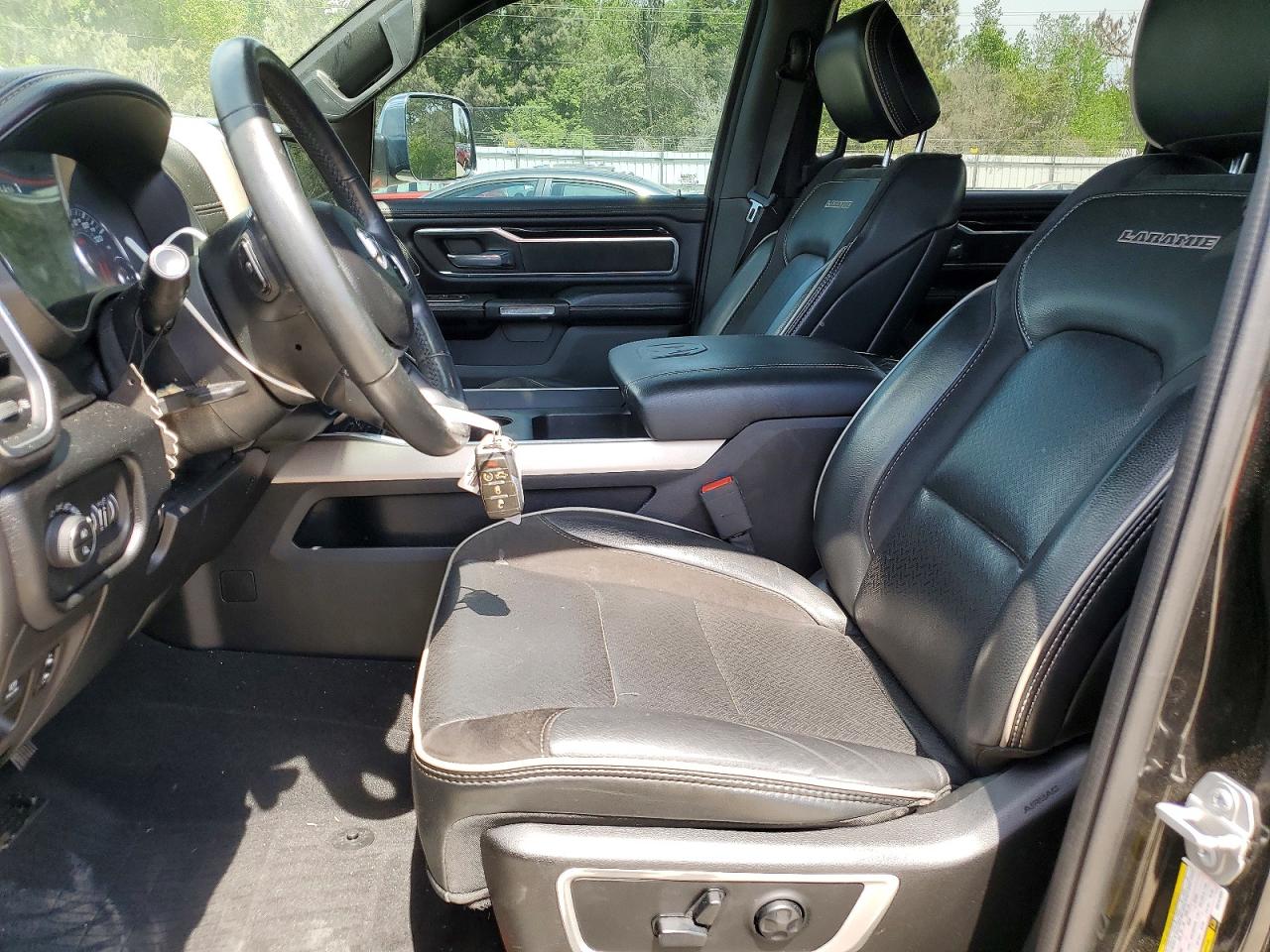 2019 RAM 1500 LARAMIE photo 19