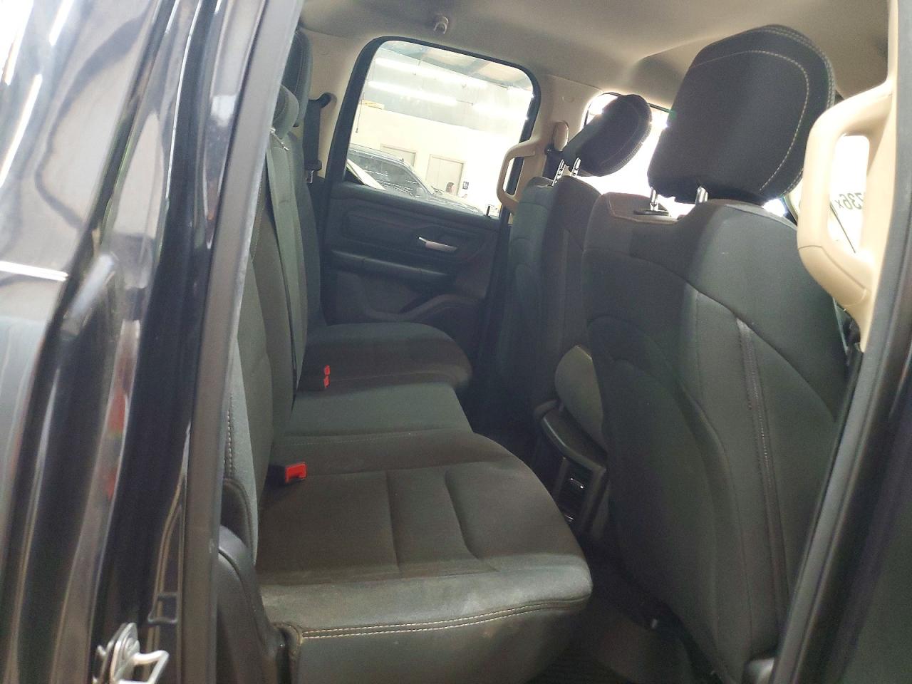 2019 RAM 1500 TRADESMAN photo 19