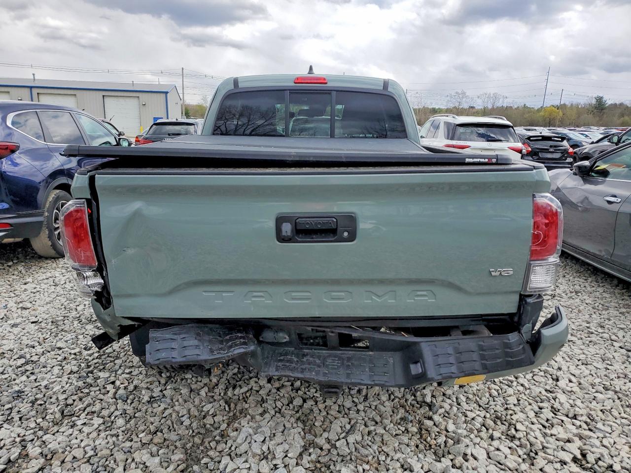 2022 TOYOTA TACOMA TRD SPORT photo 16