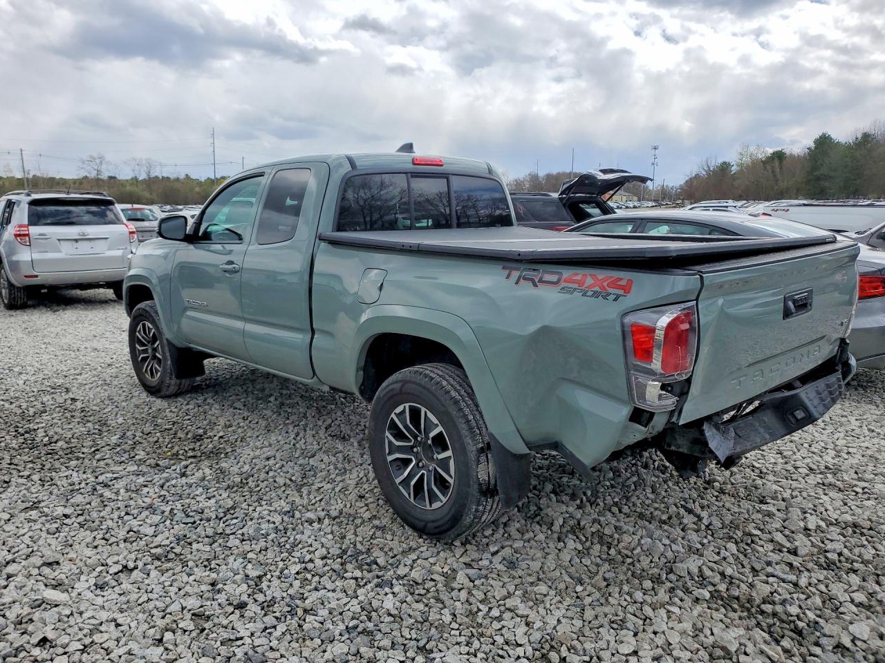 2022 TOYOTA TACOMA TRD SPORT photo 4