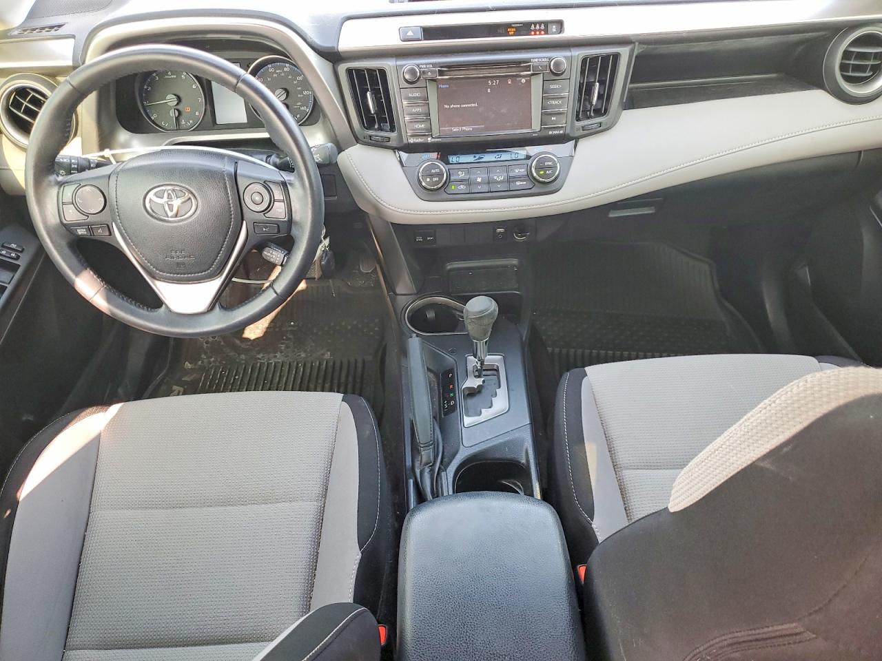 2017 TOYOTA RAV4 XLE photo 15