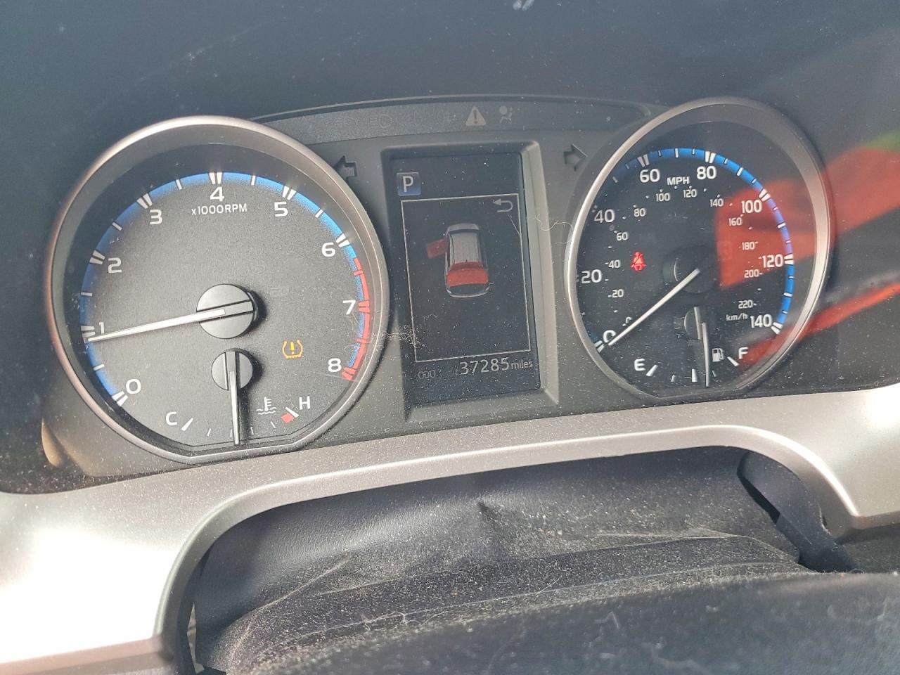 2017 TOYOTA RAV4 XLE photo 17