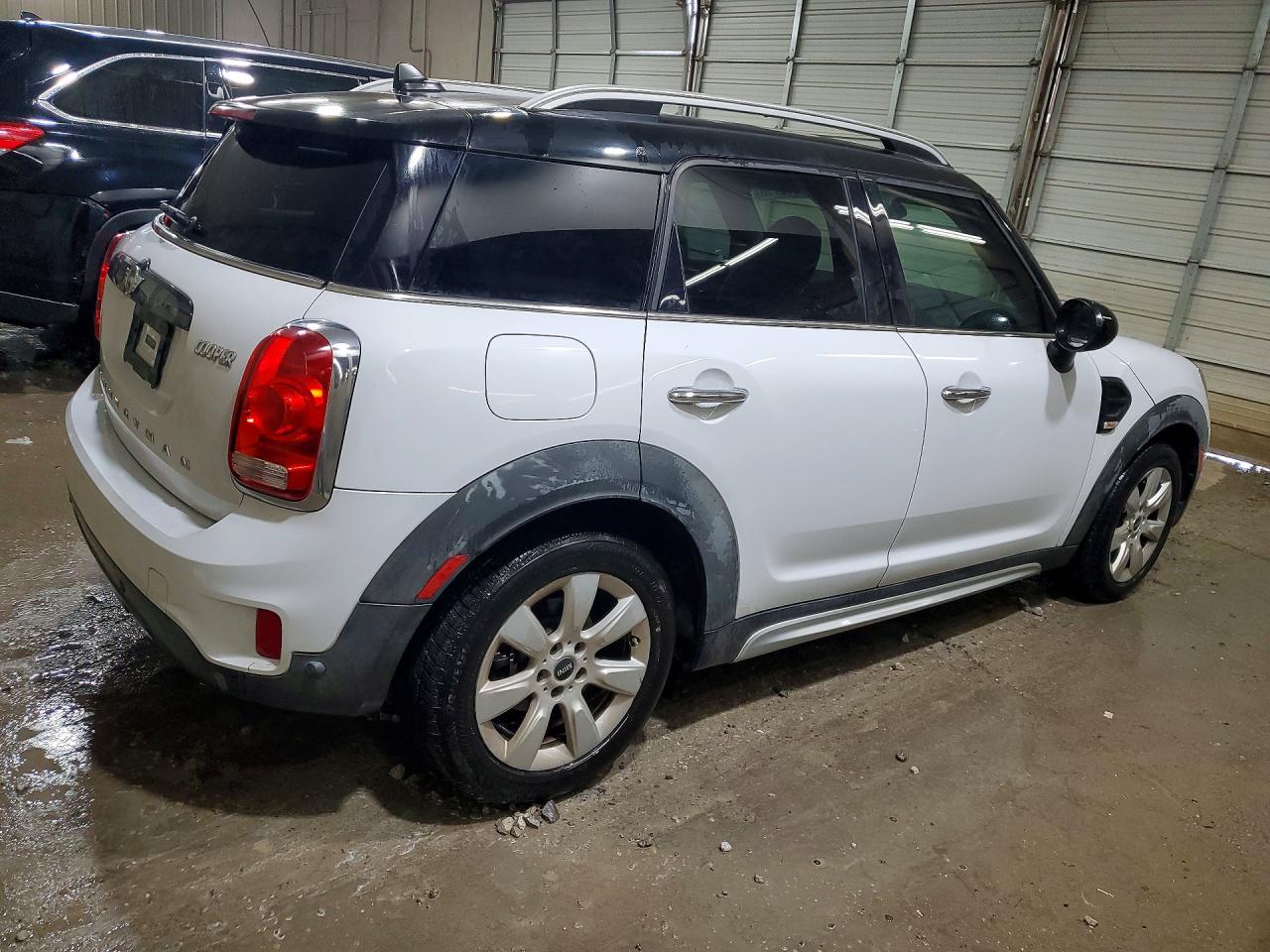 2017 MINI COOPER COUNTRYMAN photo 5