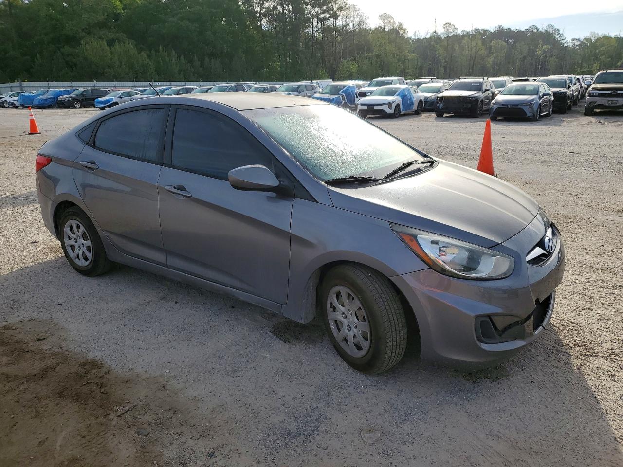2014 HYUNDAI ACCENT GLS photo 7