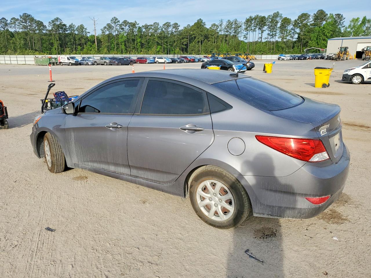 2014 HYUNDAI ACCENT GLS photo 3