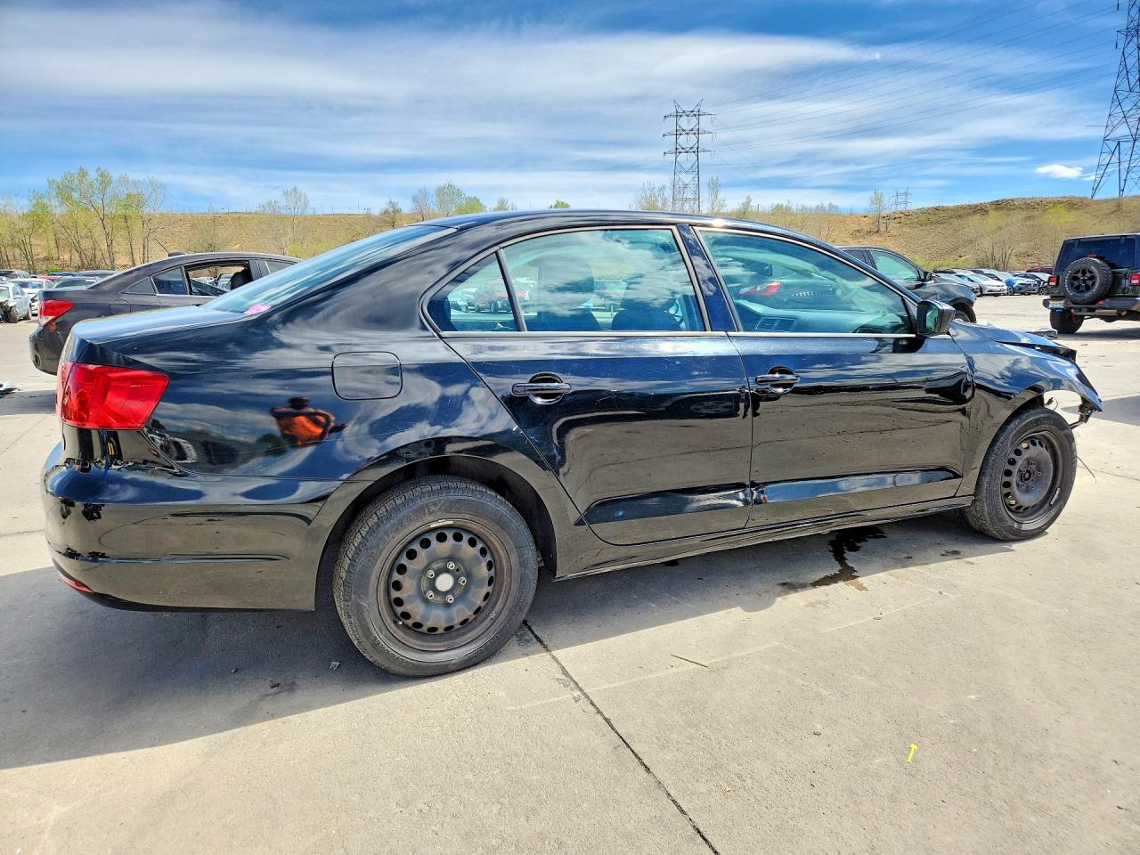 2014 VOLKSWAGEN JETTA BASE photo 3