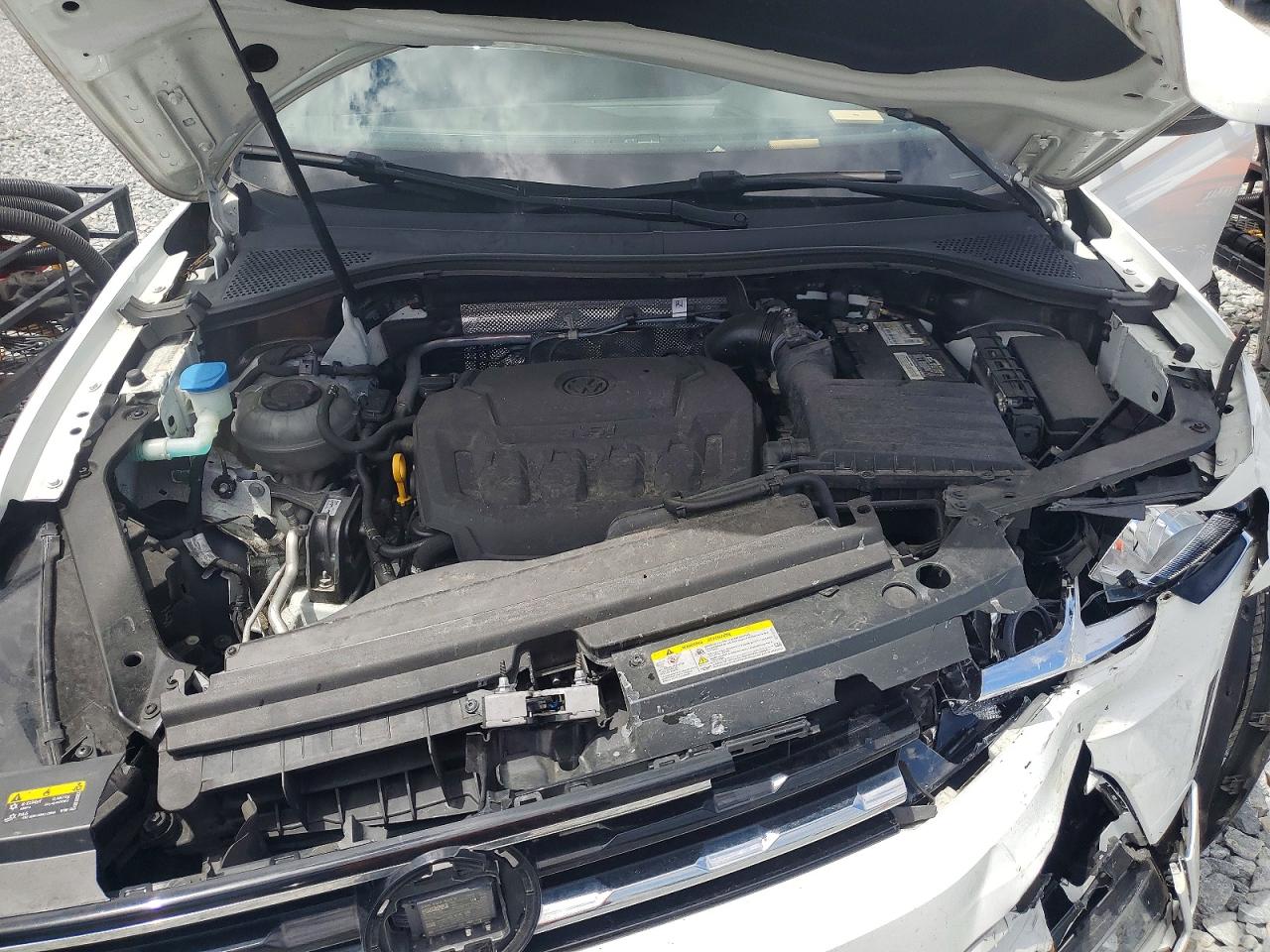 2021 VOLKSWAGEN TIGUAN SE photo 31