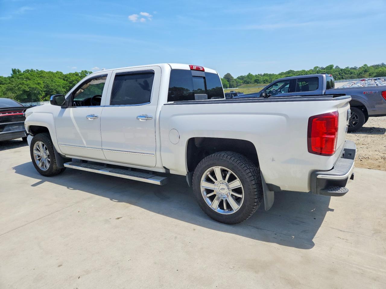 2016 CHEVROLET SILVERADO K1500 HIGH COUNTRY photo 3