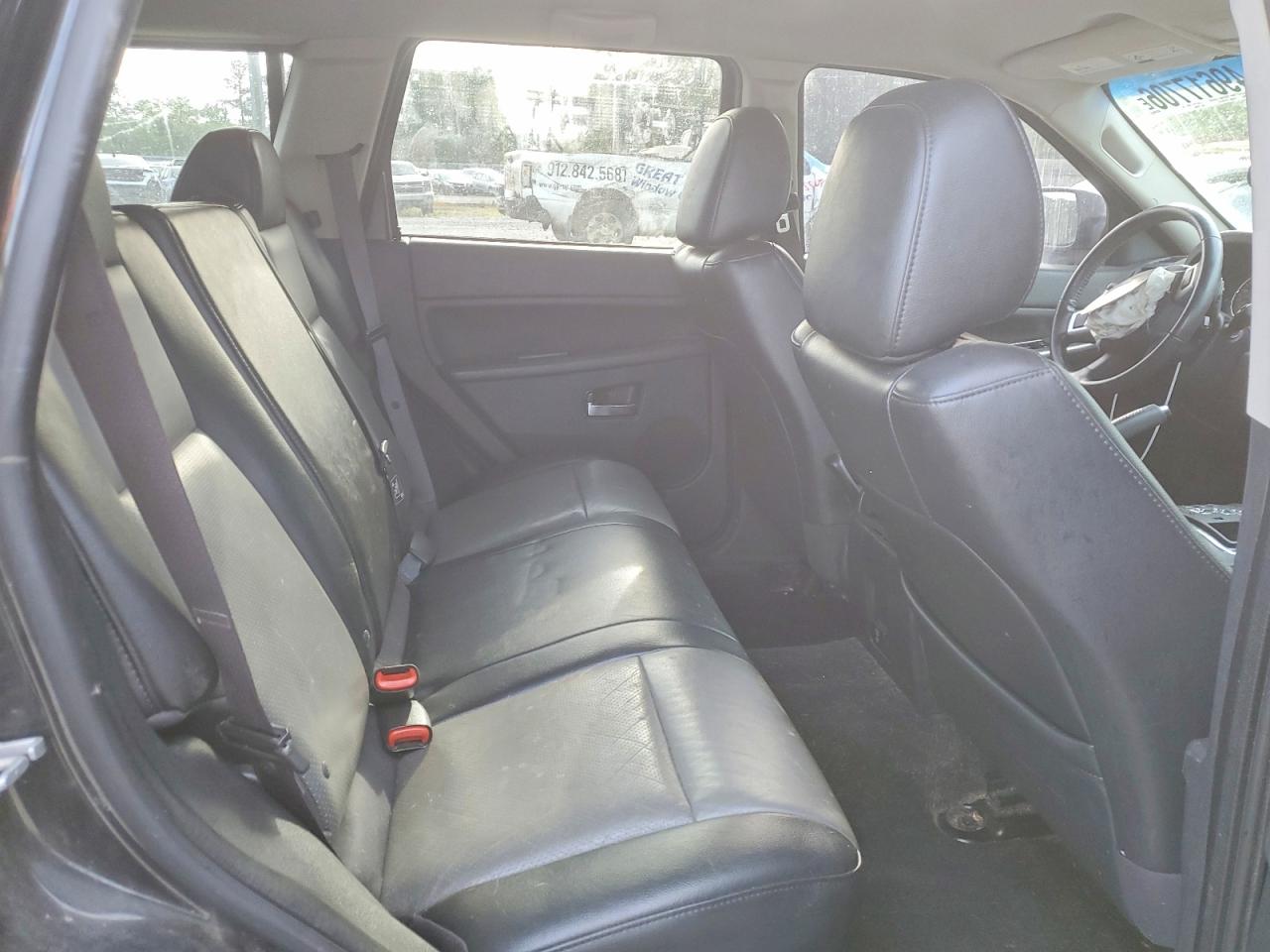 2010 JEEP GRAND CHEROKEE LAREDO photo 31