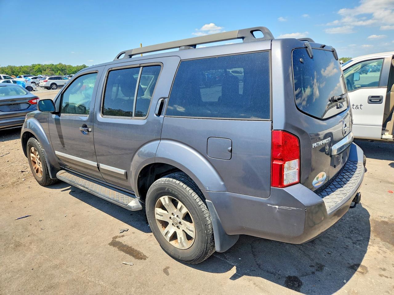 2012 NISSAN PATHFINDER S photo 3