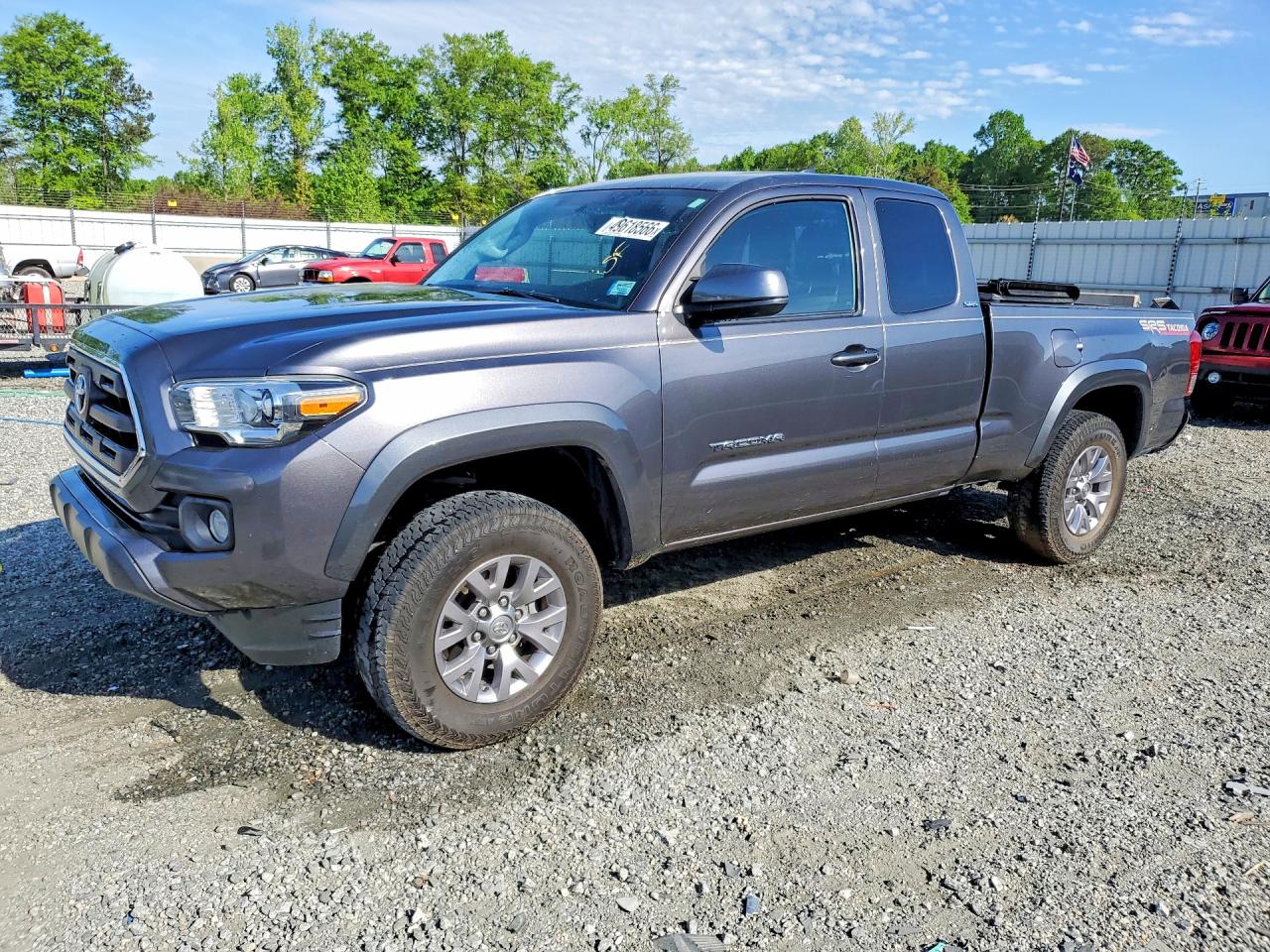 2017 TOYOTA TACOMA