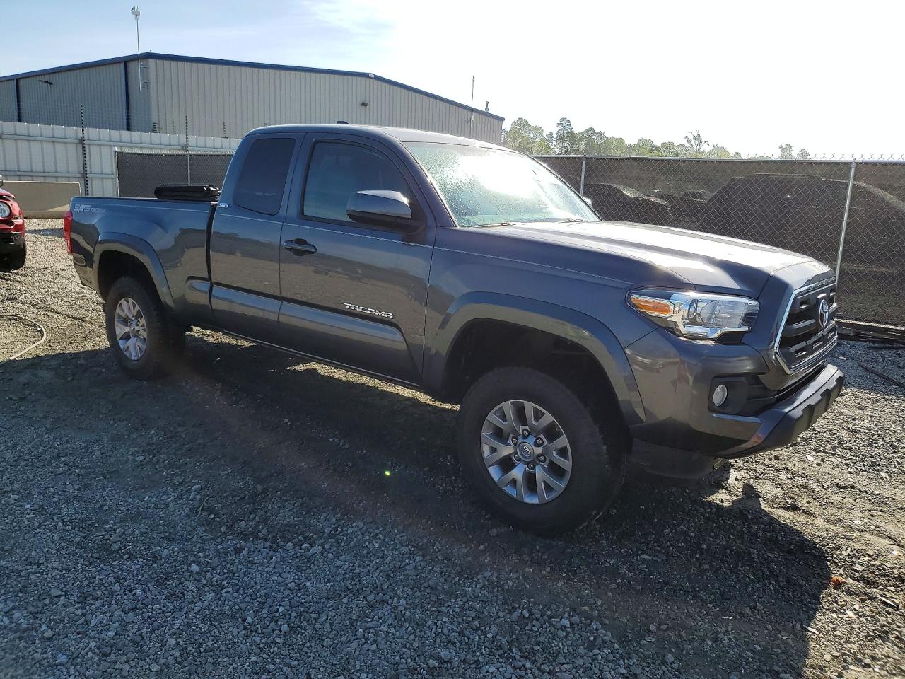 2017 TOYOTA TACOMA SR5 V6 photo 4