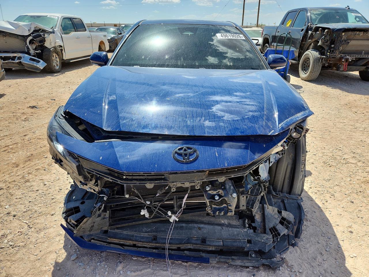 2025 TOYOTA CAMRY SE photo 9