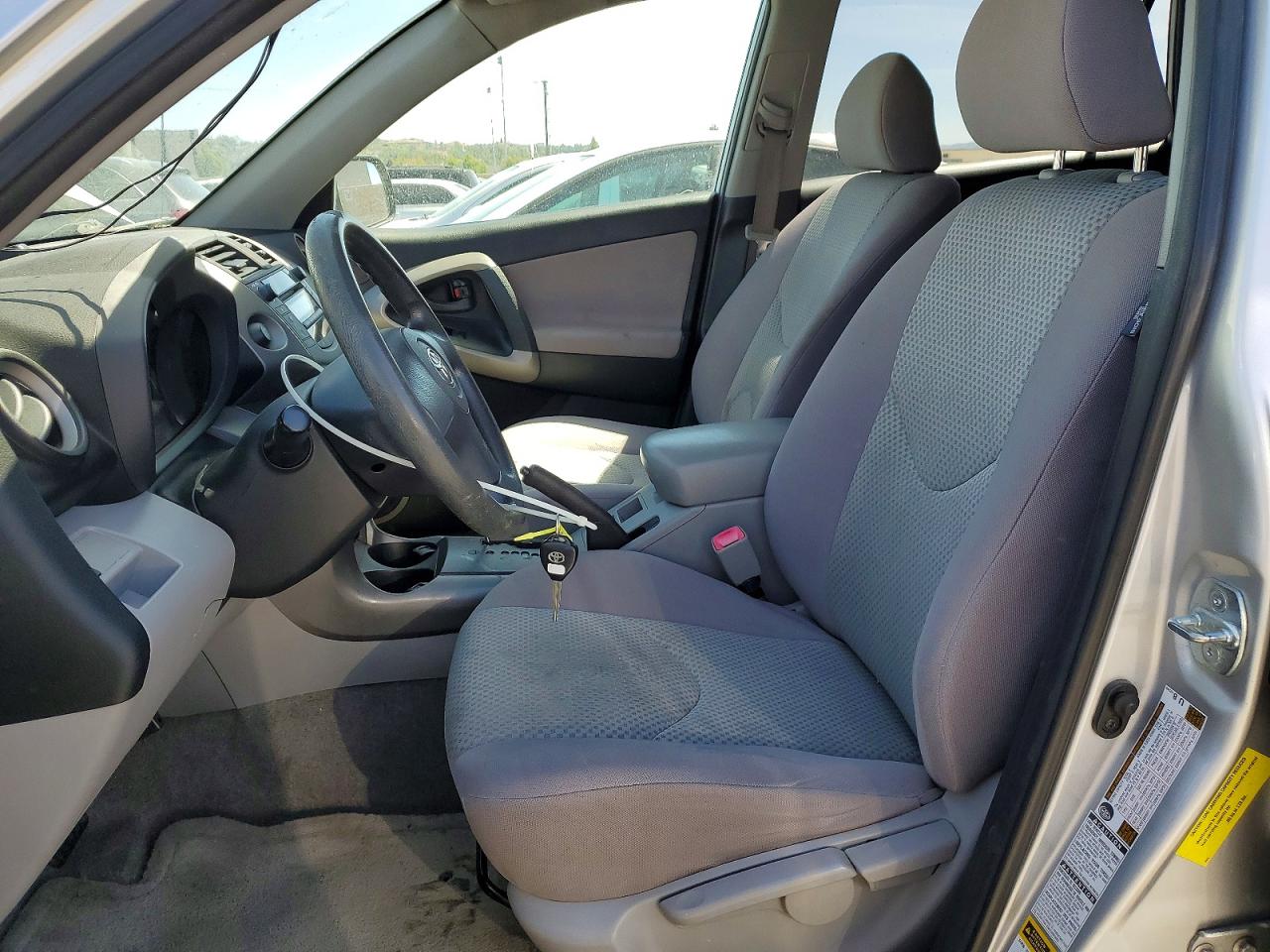 2008 TOYOTA RAV4 BASE photo 13