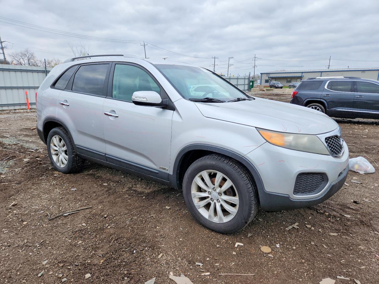 2011 KIA SORENTO LX photo 7