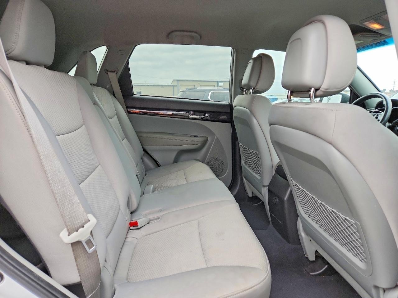 2011 KIA SORENTO LX photo 21