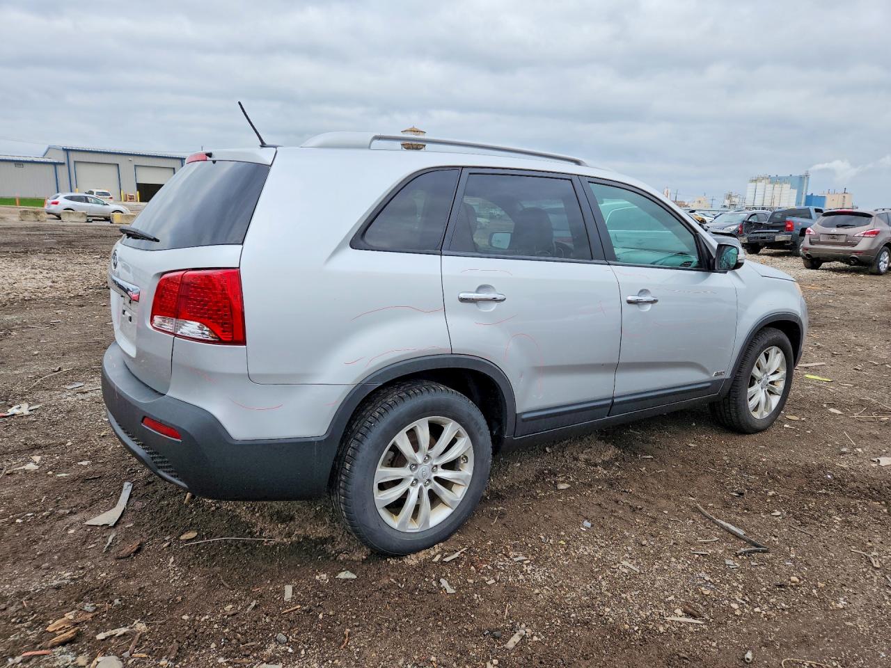 2011 KIA SORENTO LX photo 5