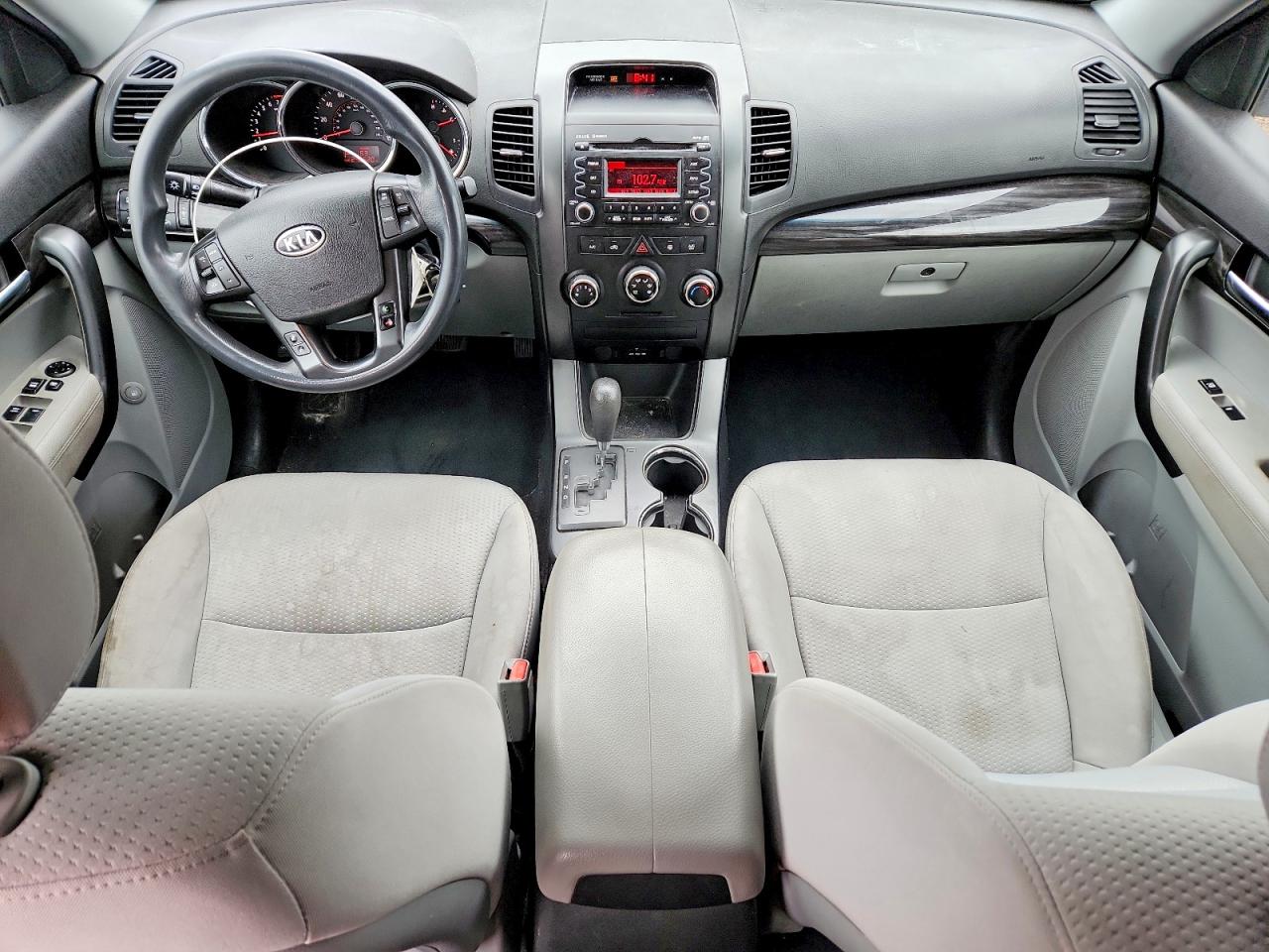 2011 KIA SORENTO LX photo 15