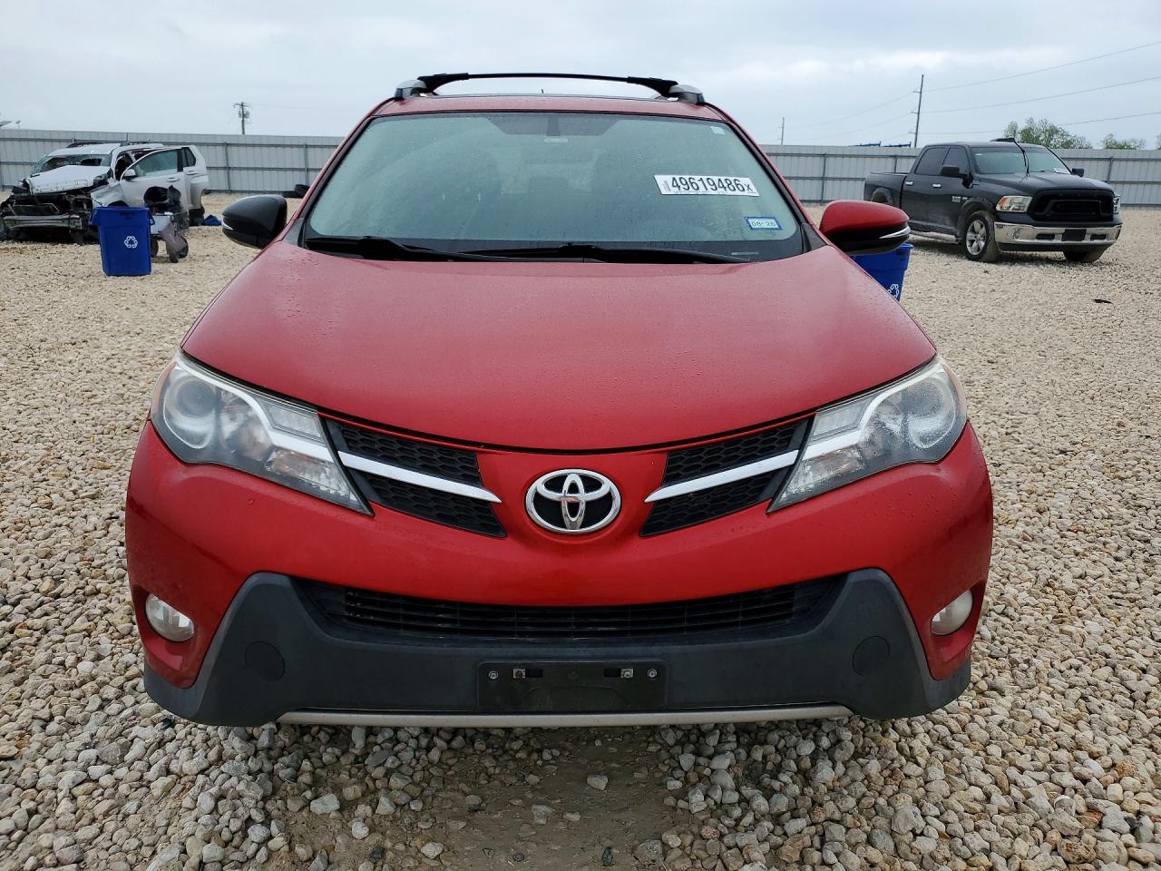 2014 TOYOTA RAV4 XLE photo 5