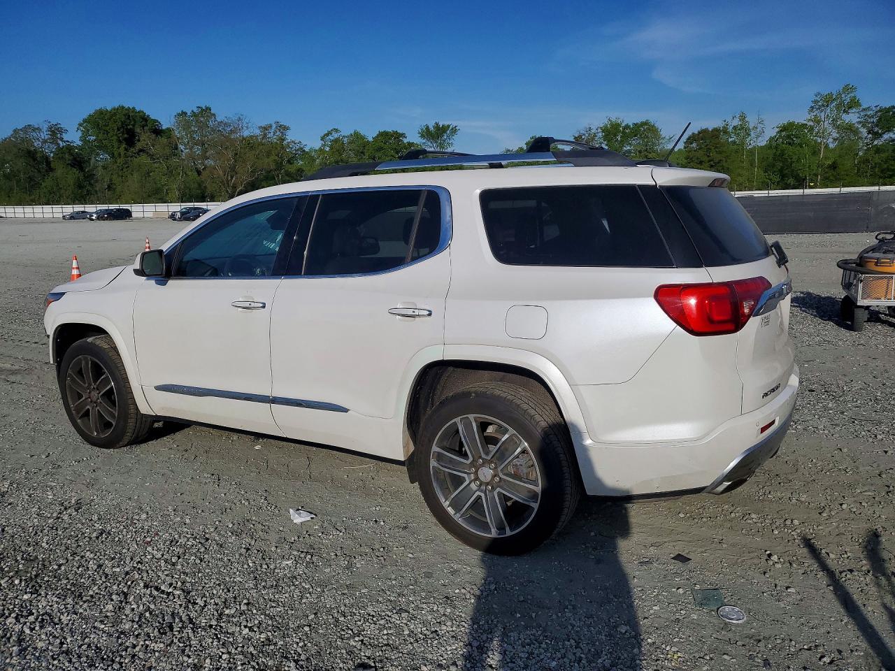 2019 GMC ACADIA DENALI photo 3